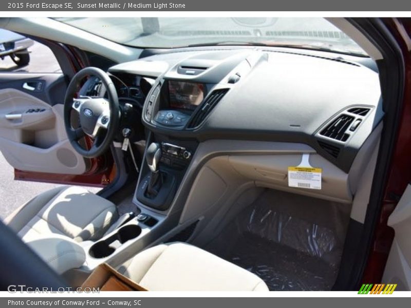 Sunset Metallic / Medium Light Stone 2015 Ford Escape SE