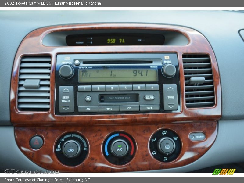 Lunar Mist Metallic / Stone 2002 Toyota Camry LE V6