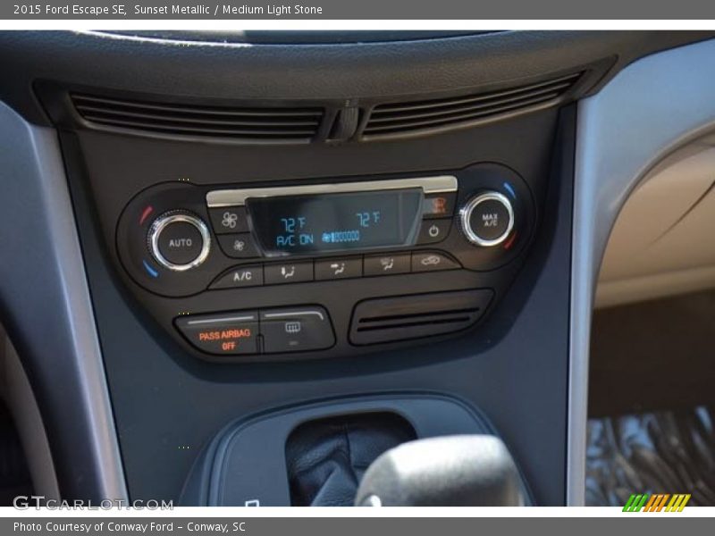 Sunset Metallic / Medium Light Stone 2015 Ford Escape SE