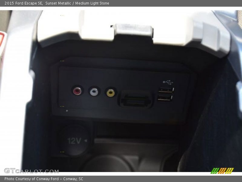 Sunset Metallic / Medium Light Stone 2015 Ford Escape SE