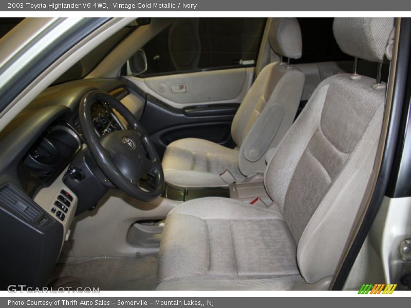 Vintage Gold Metallic / Ivory 2003 Toyota Highlander V6 4WD