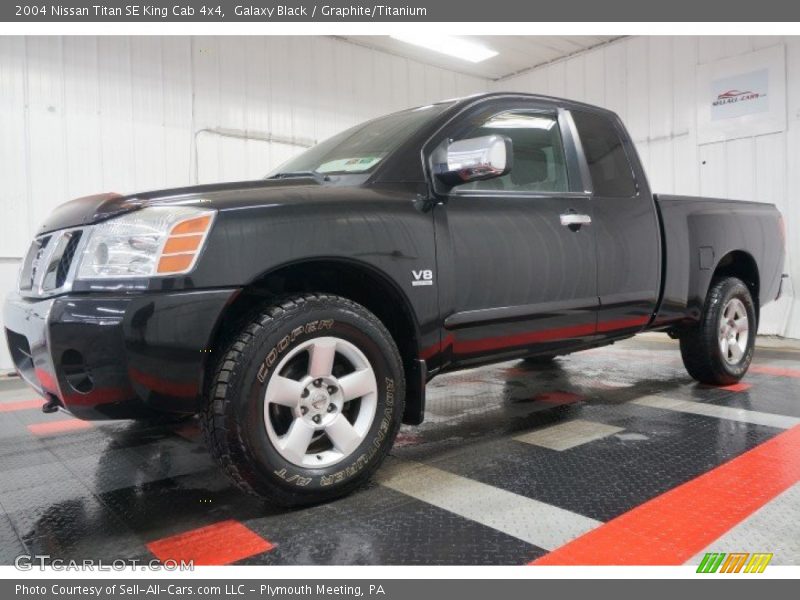 Galaxy Black / Graphite/Titanium 2004 Nissan Titan SE King Cab 4x4