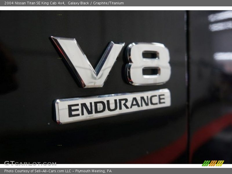Galaxy Black / Graphite/Titanium 2004 Nissan Titan SE King Cab 4x4