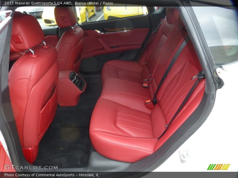 Rear Seat of 2015 Quattroporte S Q4 AWD