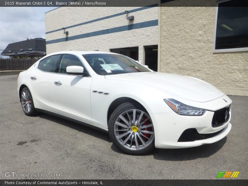 Bianco (White) / Nero/Rosso 2015 Maserati Ghibli S Q4