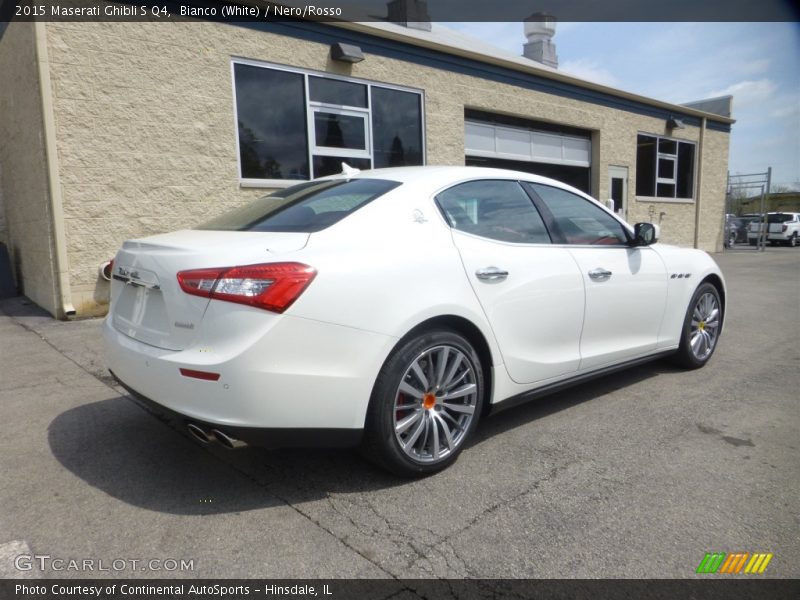 Bianco (White) / Nero/Rosso 2015 Maserati Ghibli S Q4