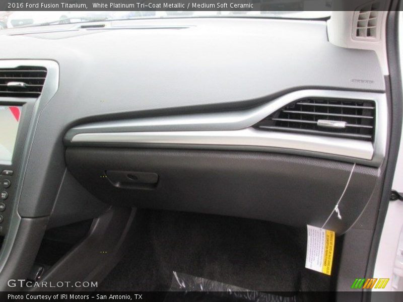 White Platinum Tri-Coat Metallic / Medium Soft Ceramic 2016 Ford Fusion Titanium
