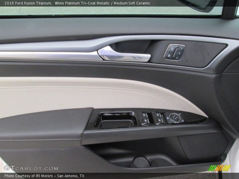 White Platinum Tri-Coat Metallic / Medium Soft Ceramic 2016 Ford Fusion Titanium