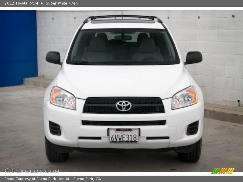 Super White / Ash 2012 Toyota RAV4 I4