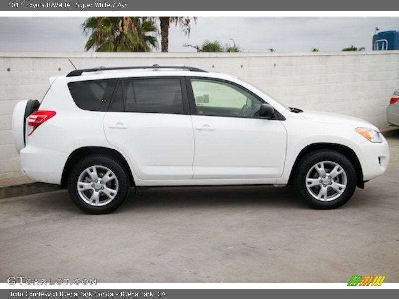 Super White / Ash 2012 Toyota RAV4 I4
