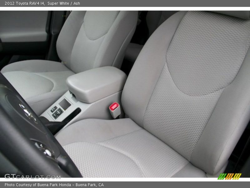 Super White / Ash 2012 Toyota RAV4 I4