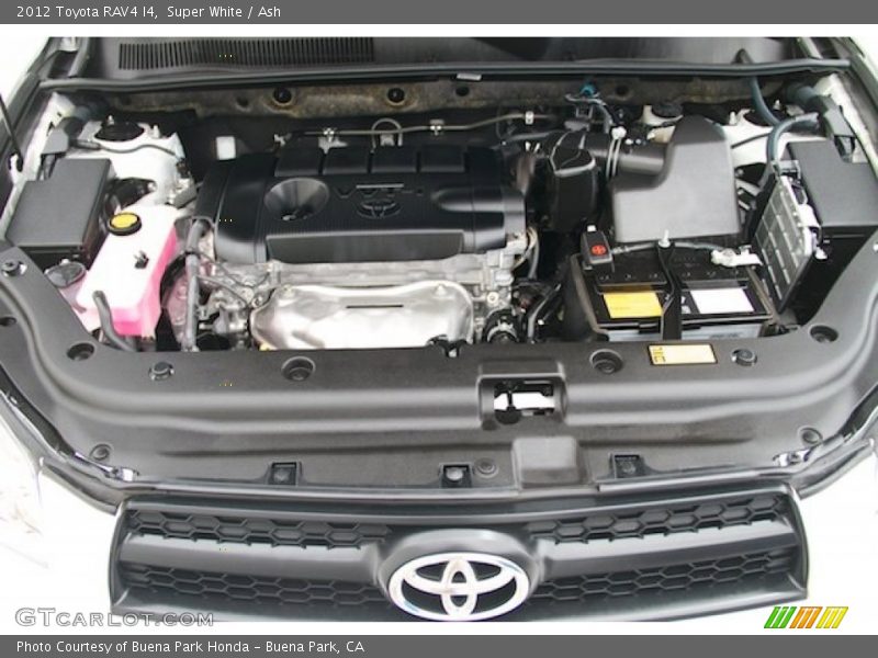 Super White / Ash 2012 Toyota RAV4 I4