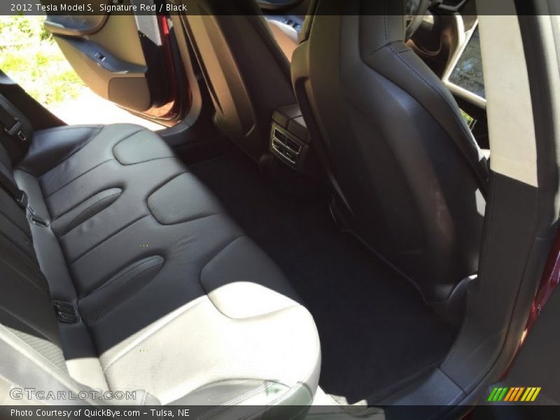 Signature Red / Black 2012 Tesla Model S