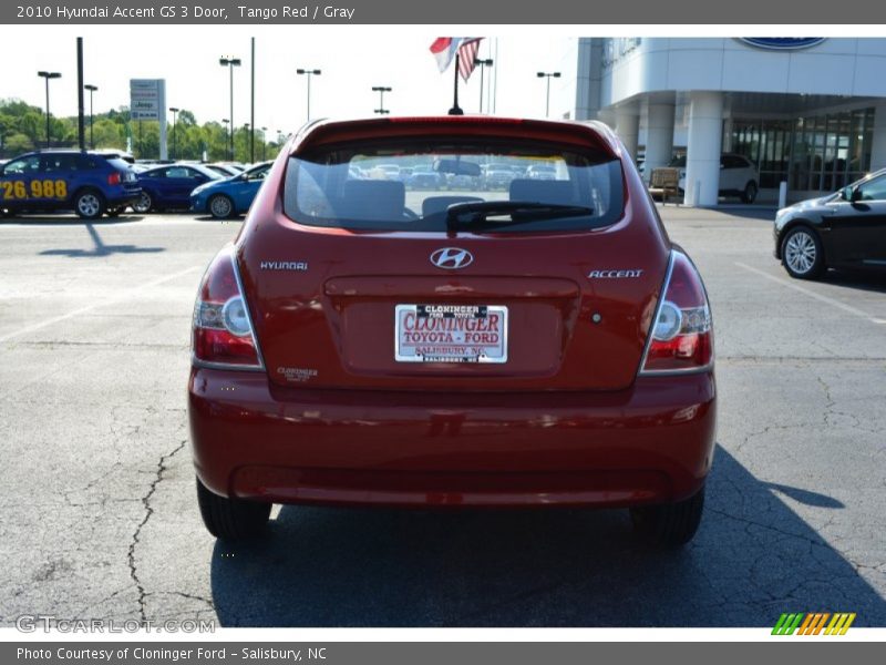 Tango Red / Gray 2010 Hyundai Accent GS 3 Door