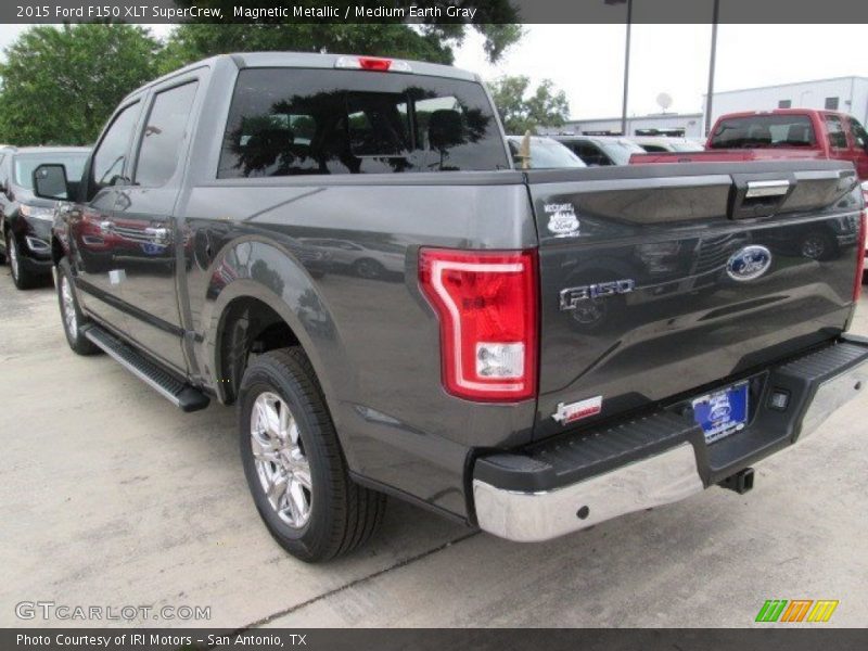 Magnetic Metallic / Medium Earth Gray 2015 Ford F150 XLT SuperCrew