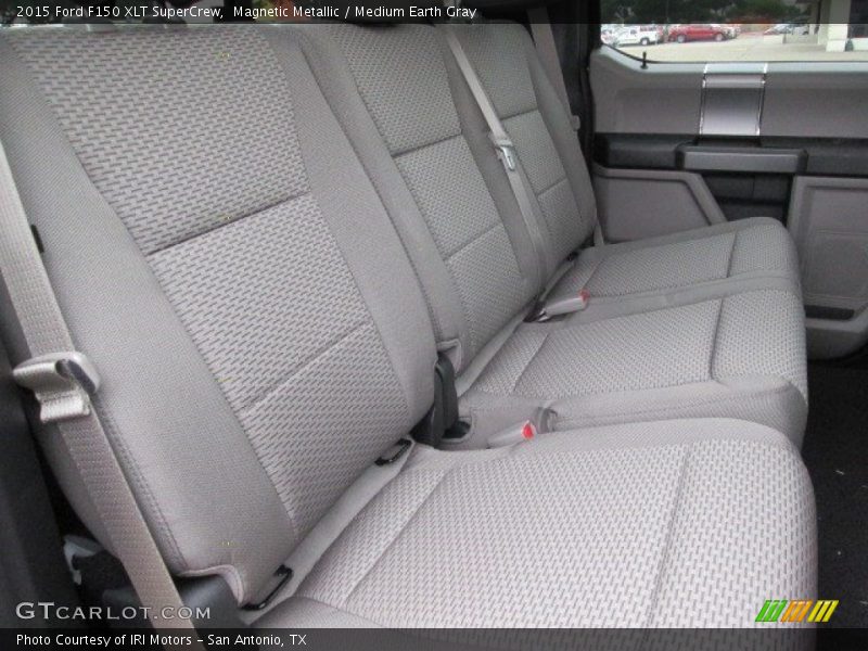 Magnetic Metallic / Medium Earth Gray 2015 Ford F150 XLT SuperCrew