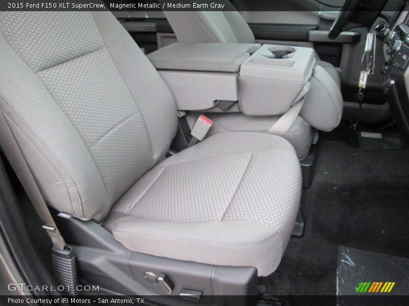 Magnetic Metallic / Medium Earth Gray 2015 Ford F150 XLT SuperCrew