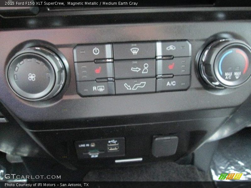 Magnetic Metallic / Medium Earth Gray 2015 Ford F150 XLT SuperCrew