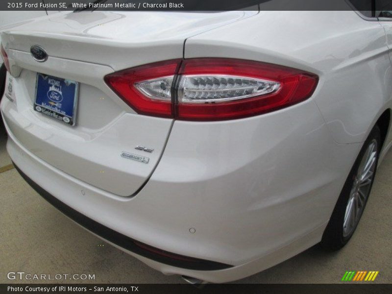 White Platinum Metallic / Charcoal Black 2015 Ford Fusion SE