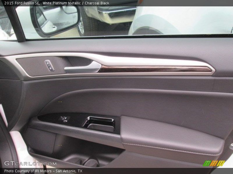 White Platinum Metallic / Charcoal Black 2015 Ford Fusion SE