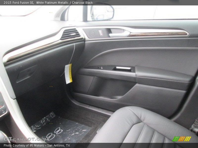 White Platinum Metallic / Charcoal Black 2015 Ford Fusion SE