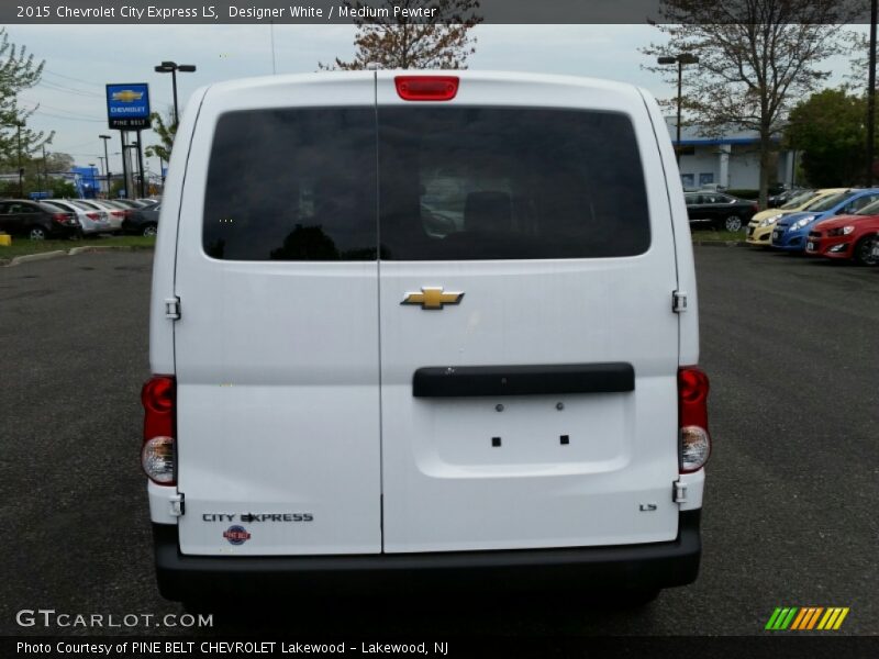 Designer White / Medium Pewter 2015 Chevrolet City Express LS