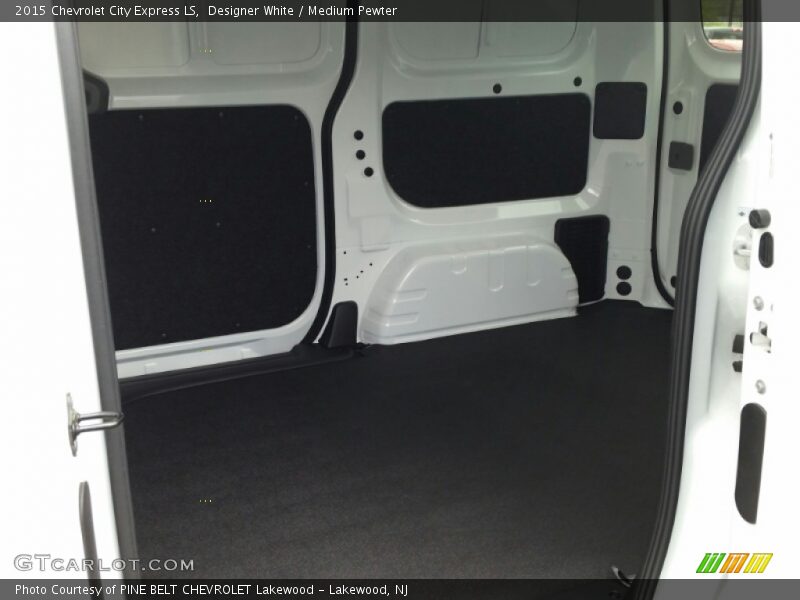 Designer White / Medium Pewter 2015 Chevrolet City Express LS