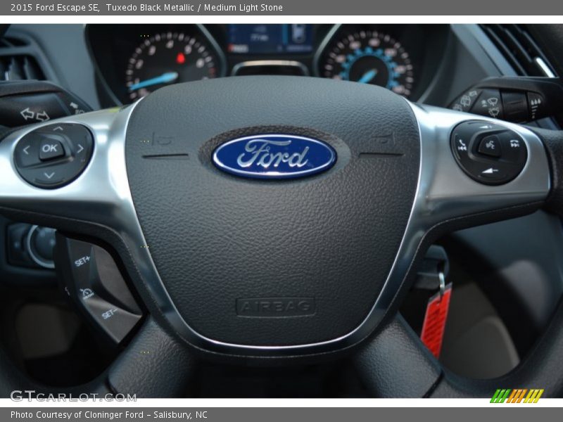 Tuxedo Black Metallic / Medium Light Stone 2015 Ford Escape SE