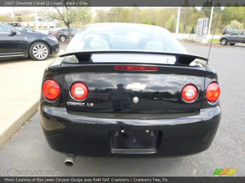 Black / Gray 2007 Chevrolet Cobalt LS Coupe