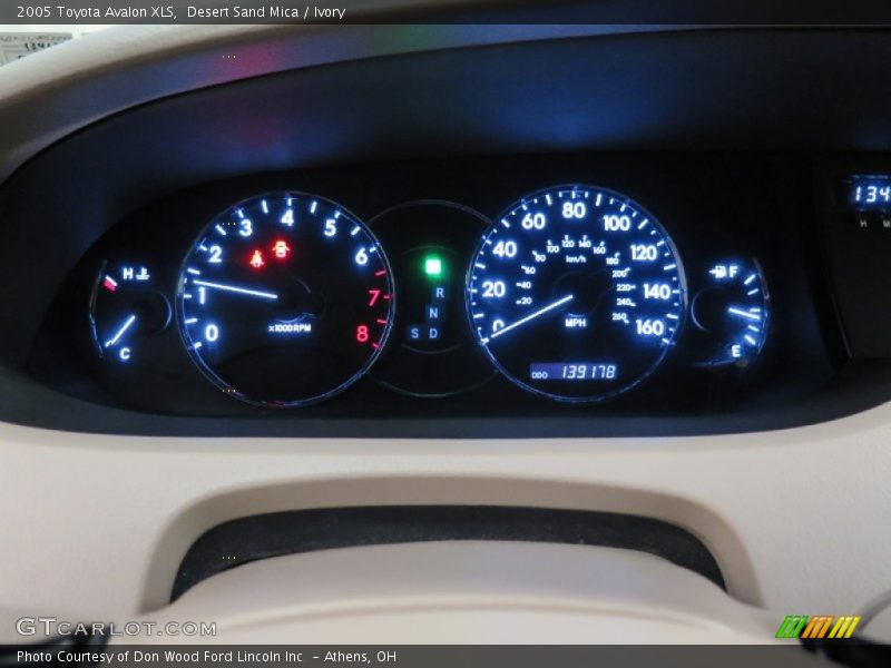 Desert Sand Mica / Ivory 2005 Toyota Avalon XLS
