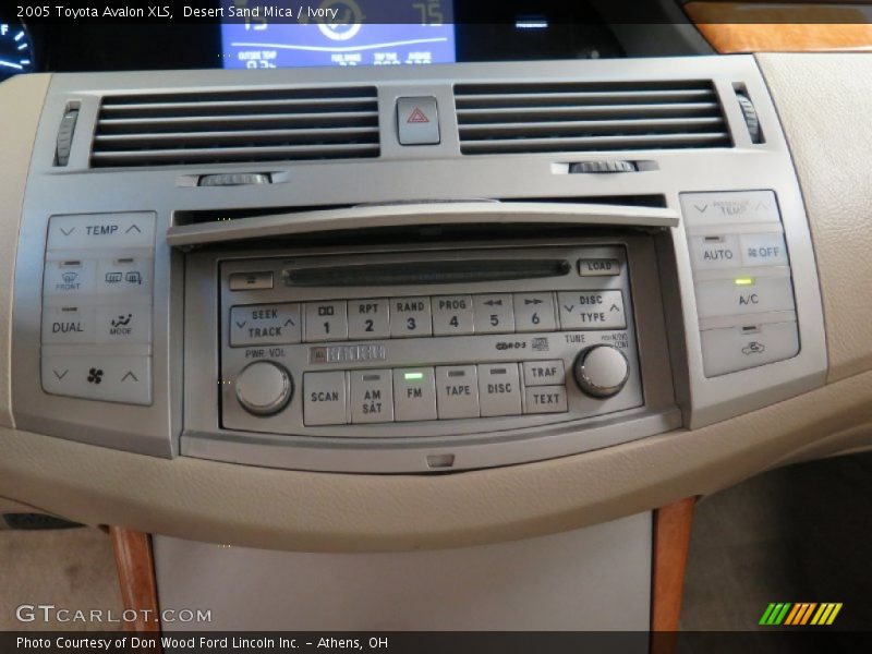Desert Sand Mica / Ivory 2005 Toyota Avalon XLS