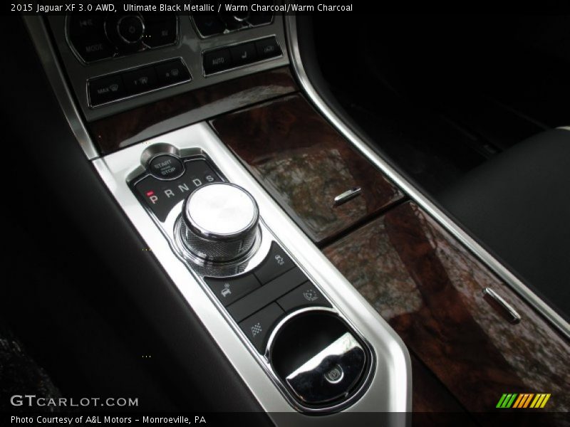 Ultimate Black Metallic / Warm Charcoal/Warm Charcoal 2015 Jaguar XF 3.0 AWD