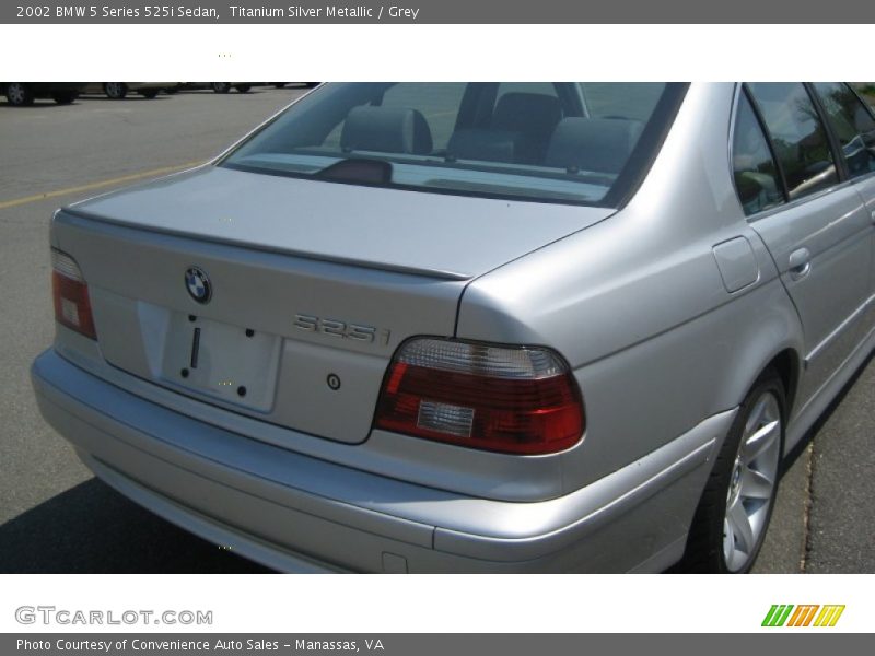 Titanium Silver Metallic / Grey 2002 BMW 5 Series 525i Sedan