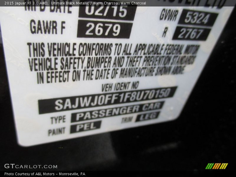 Ultimate Black Metallic / Warm Charcoal/Warm Charcoal 2015 Jaguar XF 3.0 AWD