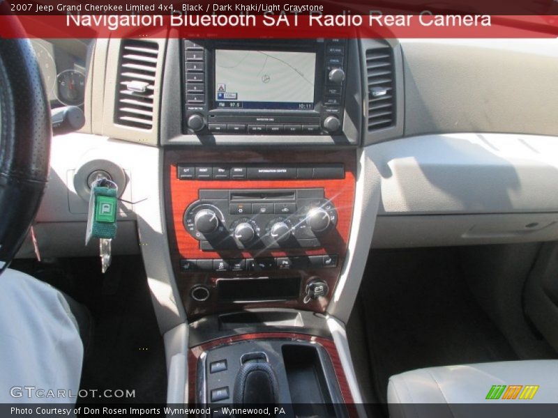 Black / Dark Khaki/Light Graystone 2007 Jeep Grand Cherokee Limited 4x4