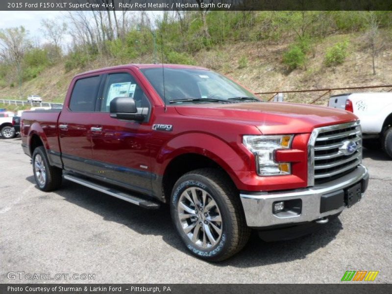 Front 3/4 View of 2015 F150 XLT SuperCrew 4x4