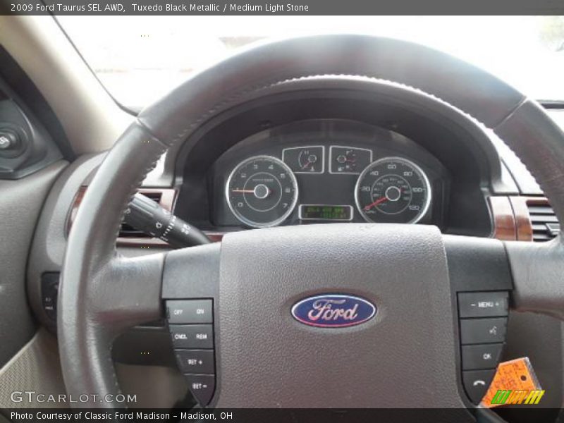 Tuxedo Black Metallic / Medium Light Stone 2009 Ford Taurus SEL AWD