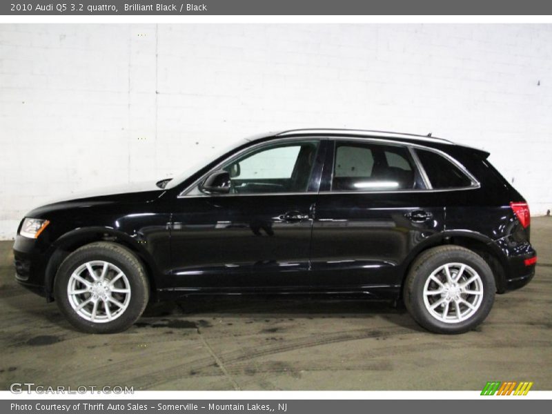 Brilliant Black / Black 2010 Audi Q5 3.2 quattro