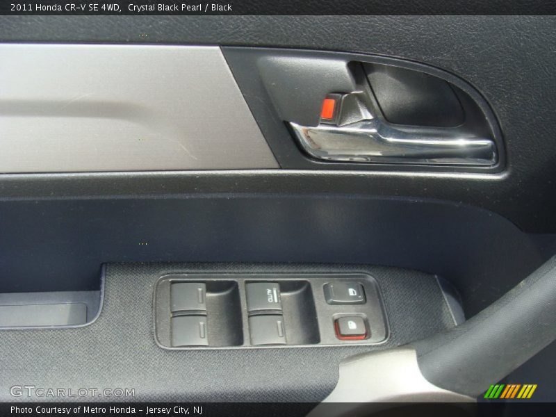 Crystal Black Pearl / Black 2011 Honda CR-V SE 4WD