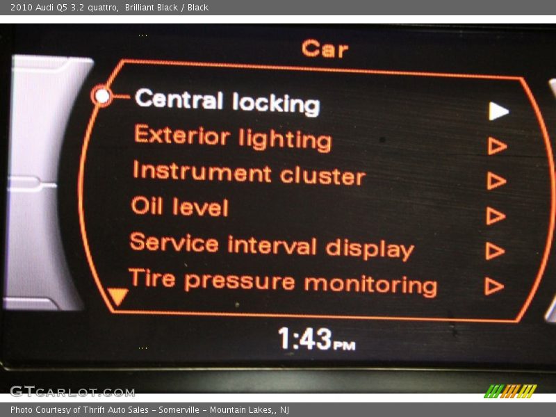 Brilliant Black / Black 2010 Audi Q5 3.2 quattro