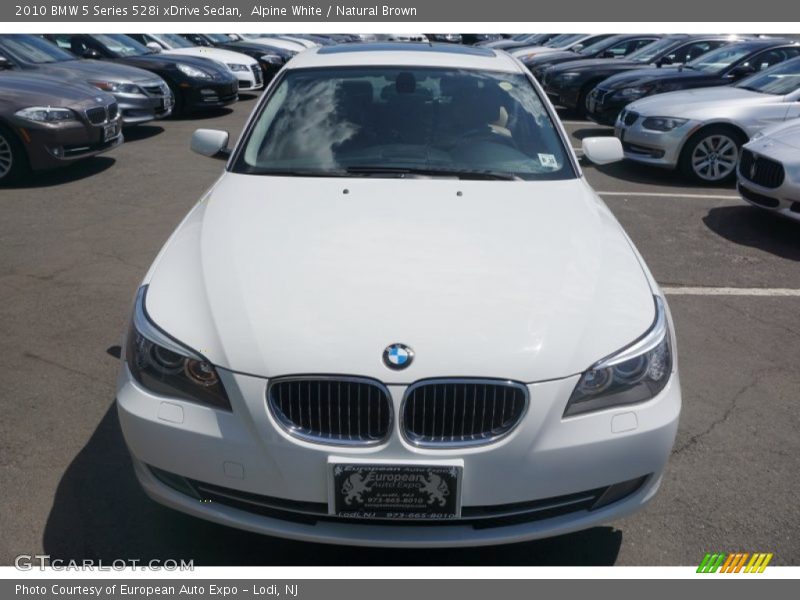 Alpine White / Natural Brown 2010 BMW 5 Series 528i xDrive Sedan