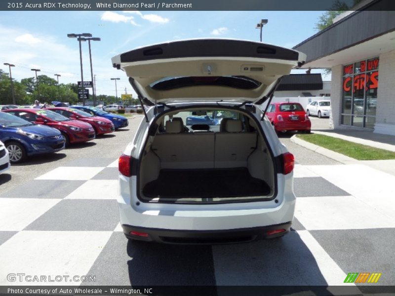 White Diamond Pearl / Parchment 2015 Acura RDX Technology