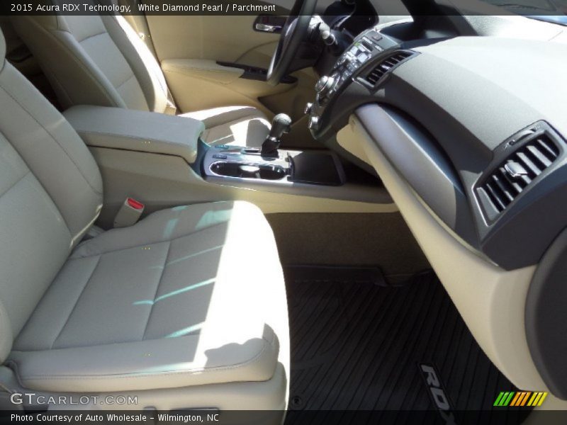 White Diamond Pearl / Parchment 2015 Acura RDX Technology