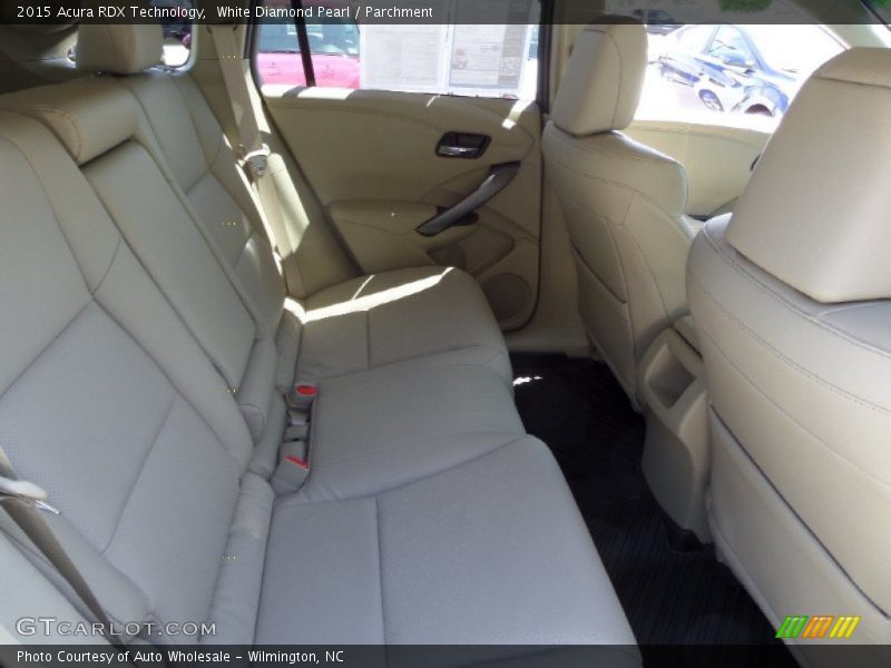 White Diamond Pearl / Parchment 2015 Acura RDX Technology