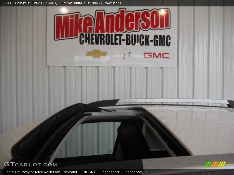 Summit White / Jet Black/Brownstone 2015 Chevrolet Trax LTZ AWD