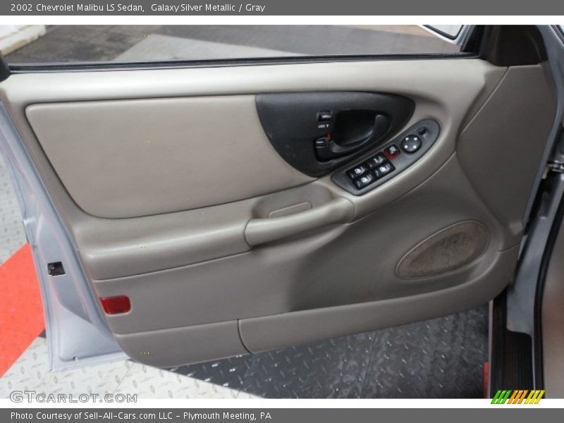 Galaxy Silver Metallic / Gray 2002 Chevrolet Malibu LS Sedan