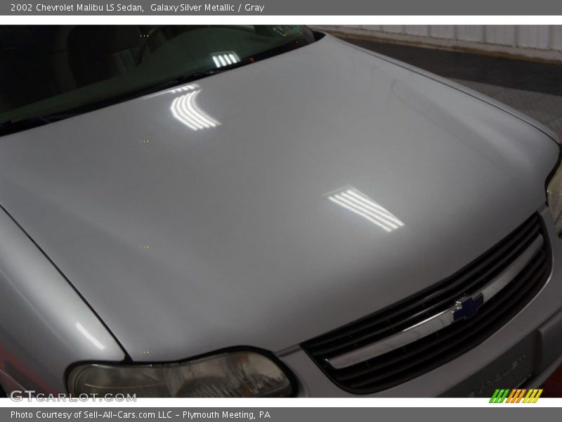 Galaxy Silver Metallic / Gray 2002 Chevrolet Malibu LS Sedan