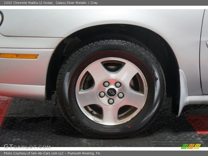 Galaxy Silver Metallic / Gray 2002 Chevrolet Malibu LS Sedan