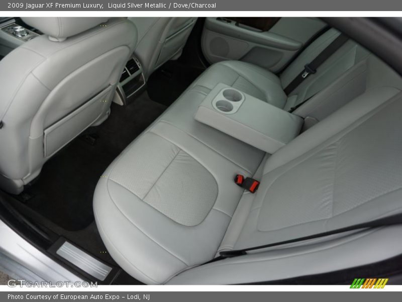 Liquid Silver Metallic / Dove/Charcoal 2009 Jaguar XF Premium Luxury