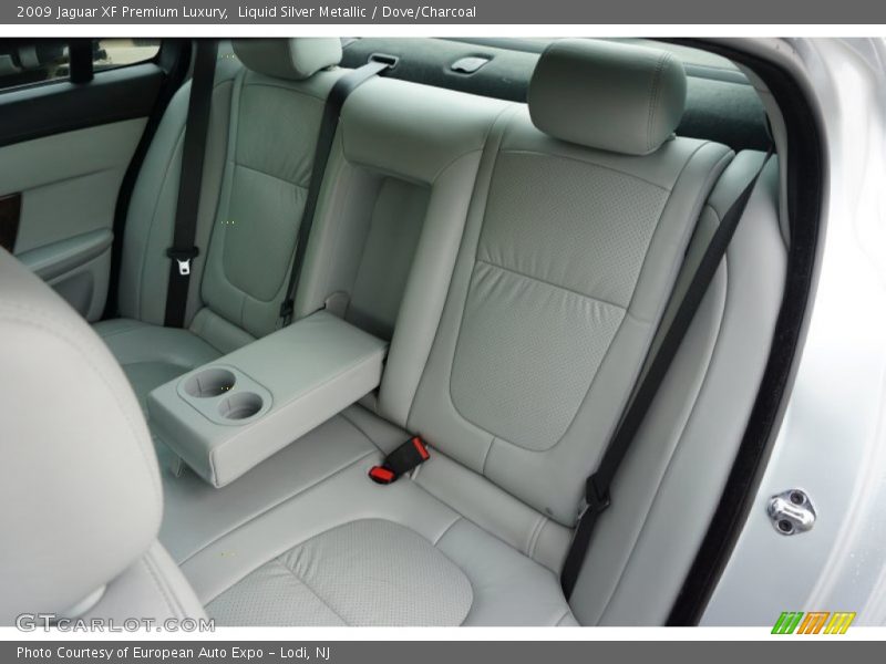 Liquid Silver Metallic / Dove/Charcoal 2009 Jaguar XF Premium Luxury